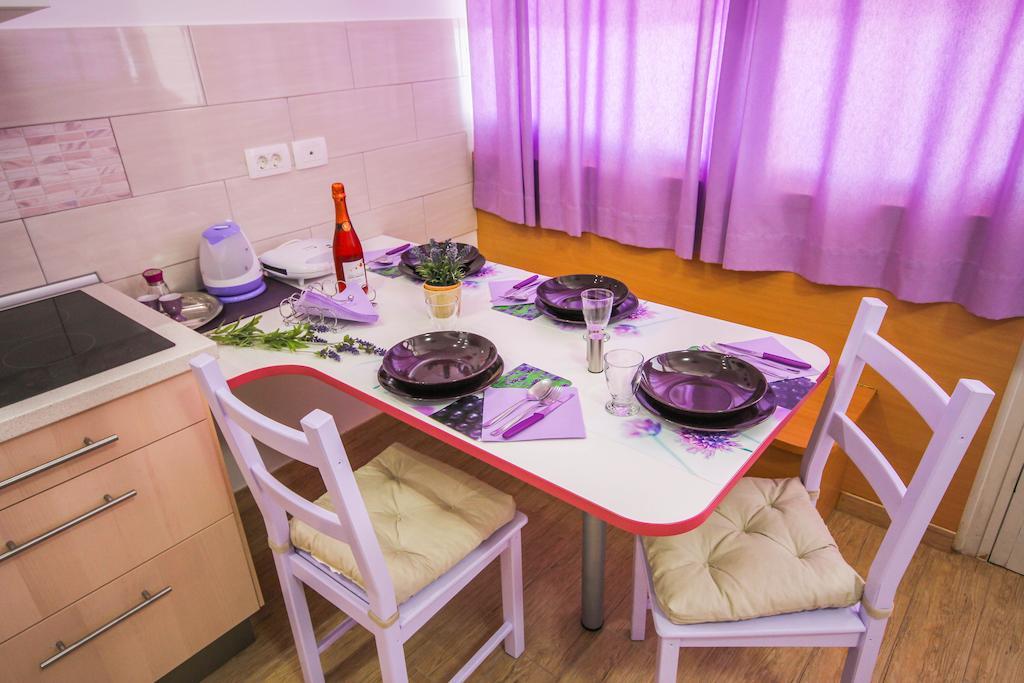 Apartments Lavanda & Cappuccino بورتوروز الغرفة الصورة