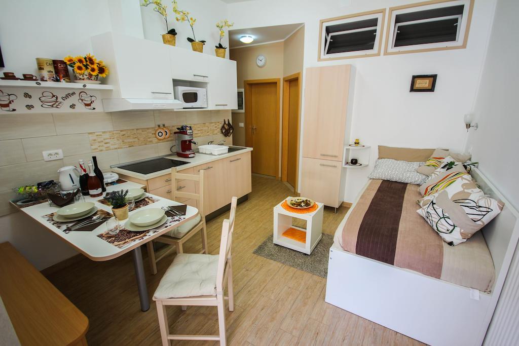 Apartments Lavanda & Cappuccino بورتوروز الغرفة الصورة